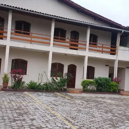 Lindo Apartamento em Itagua Ubatuba-2